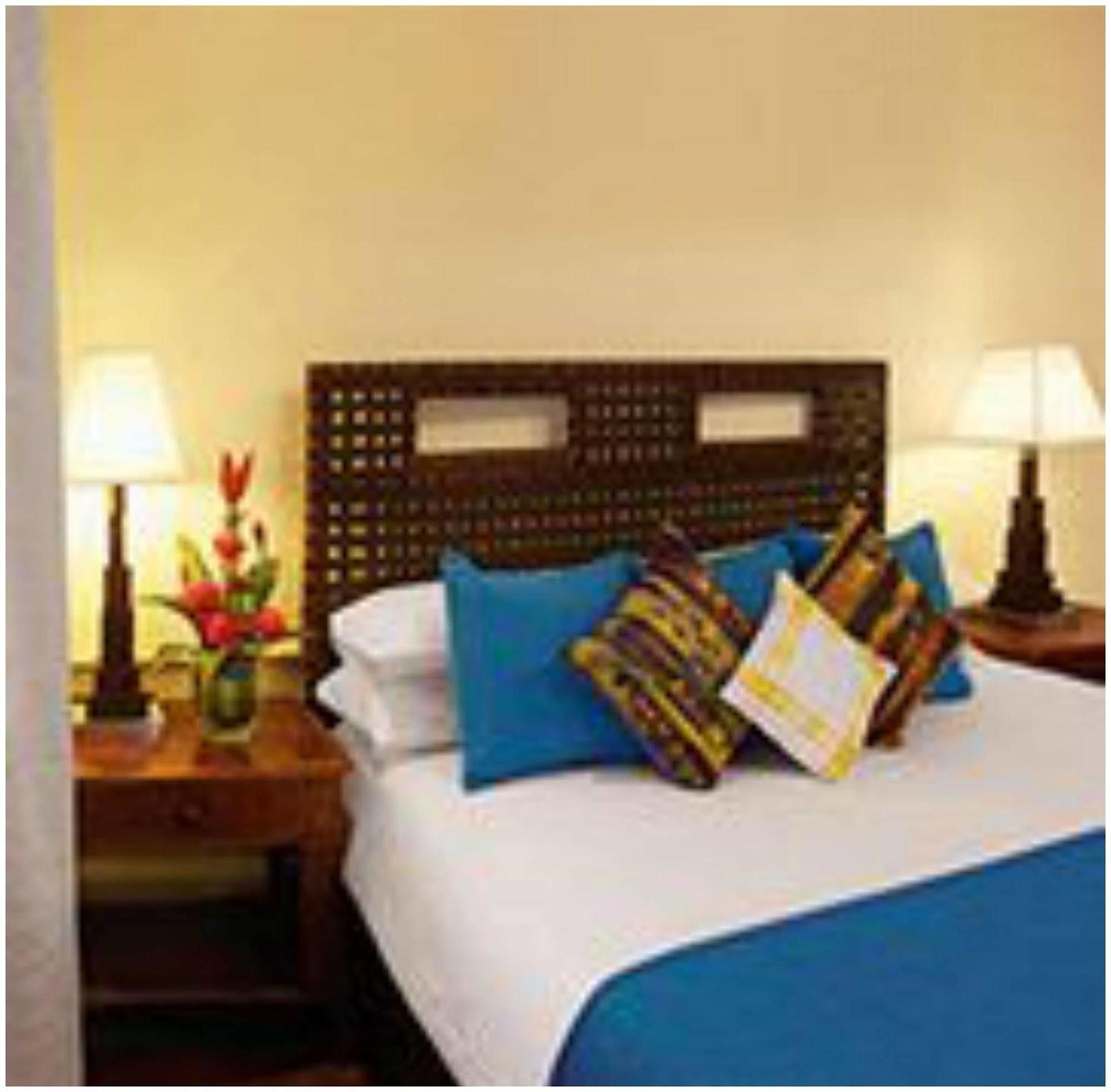 ทัช มาลาพร รีสอร์ต แอนด์ สปา โคชิน Hotel Kochi ภายนอก รูปภาพ