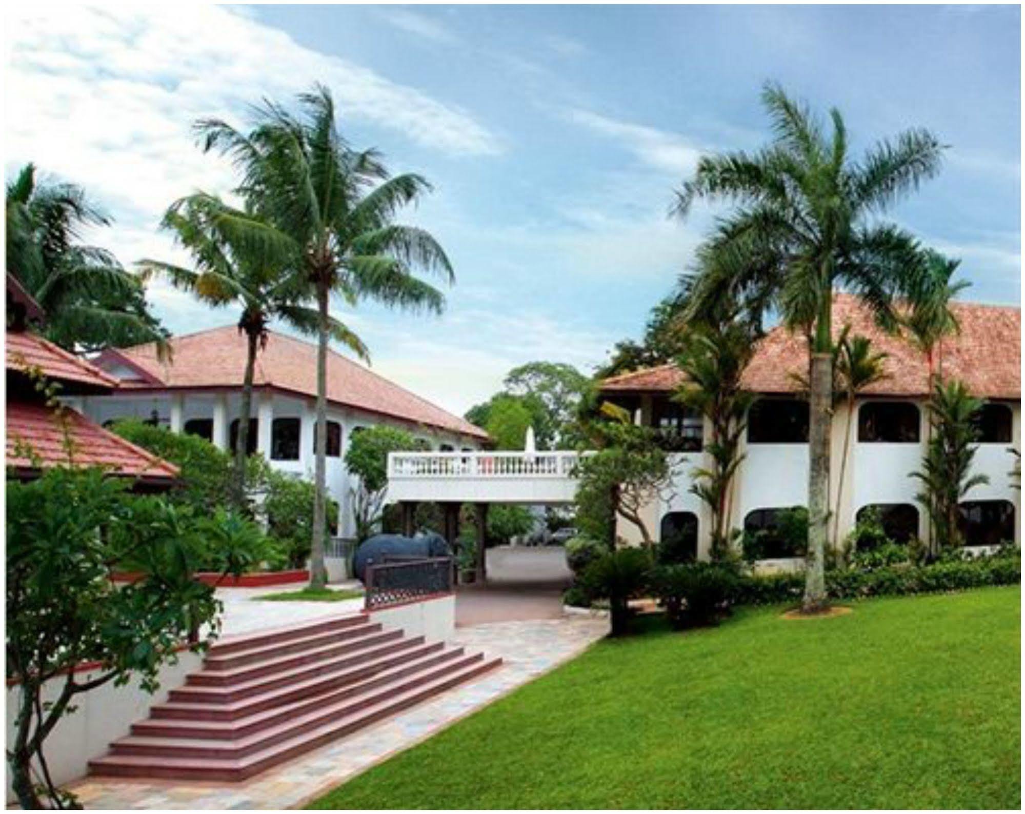 ทัช มาลาพร รีสอร์ต แอนด์ สปา โคชิน Hotel Kochi ภายนอก รูปภาพ